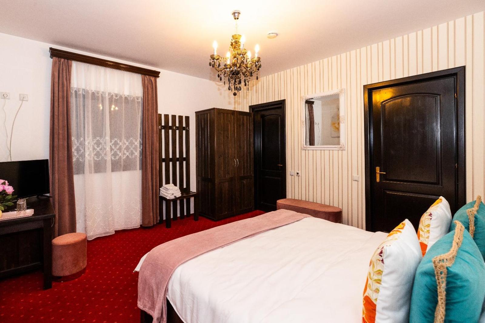 Vila Luca-Hotel Şirnea المظهر الخارجي الصورة