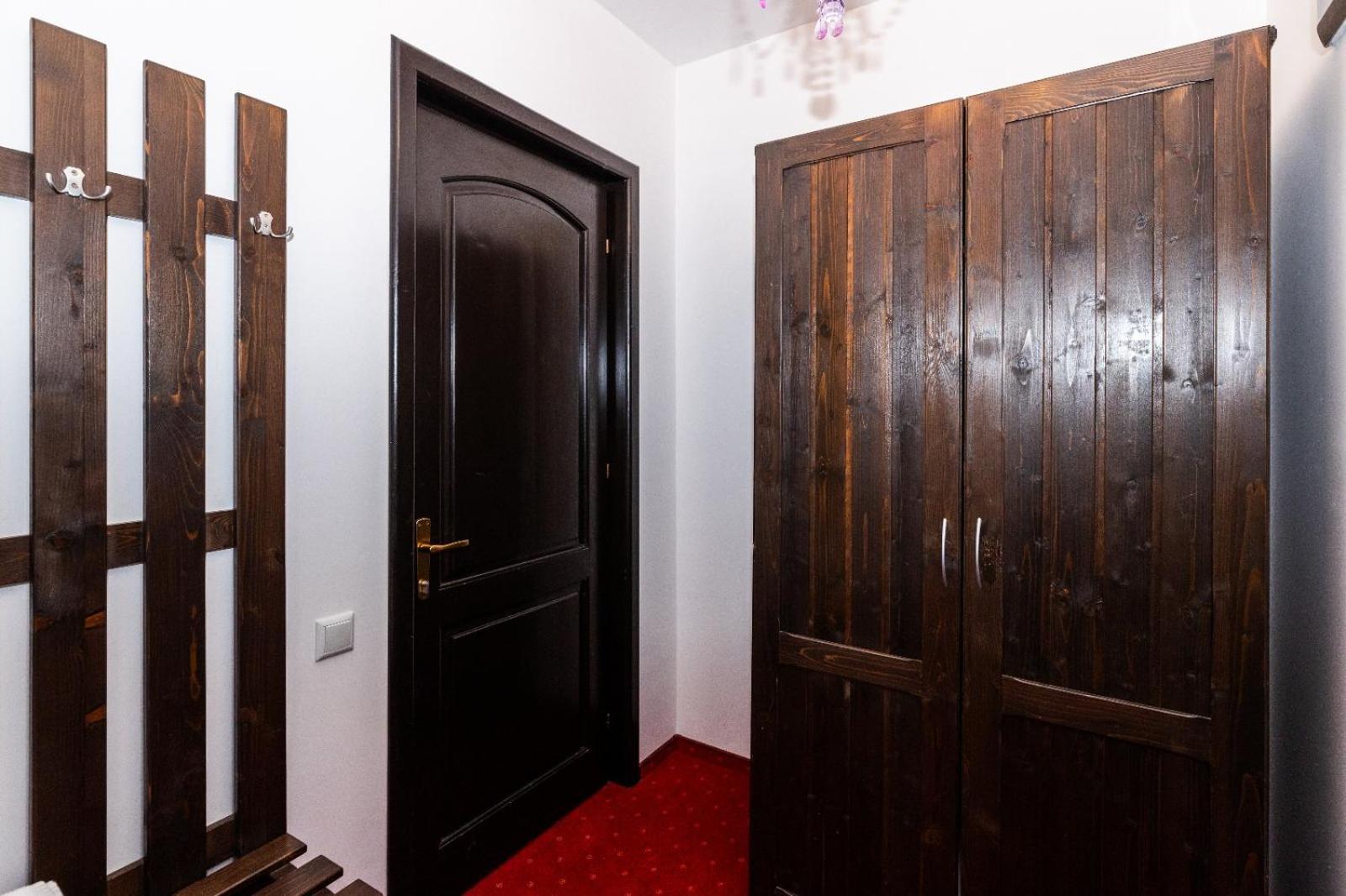 Vila Luca-Hotel Şirnea المظهر الخارجي الصورة