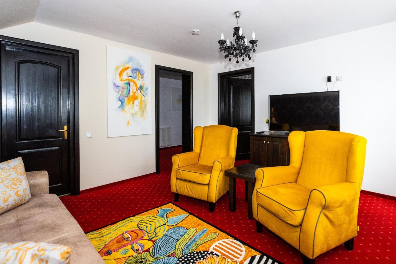 Vila Luca-Hotel Şirnea المظهر الخارجي الصورة